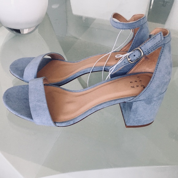 LAST ONE🦋High Block Heel Pump Sandal - A New Day - Picture 4 of 5